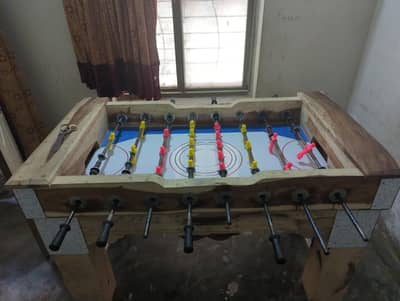 Hand ball / Foosball table