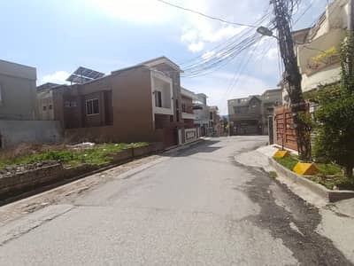 10 Marla Residential Plot For Sale In Habibullah Colony