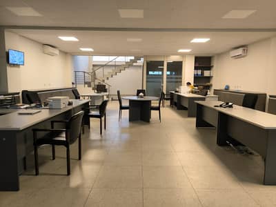 F-8 MARKAZ 5000 SQ. FEET BEST OFFICE REAL PICS ATTACHED KEYS IN HAND BEST FOR MULTINATIONAL COMPANIES