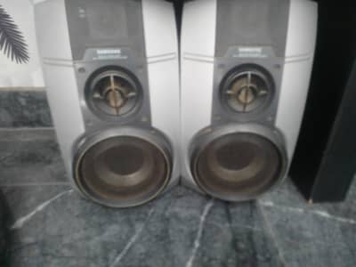 spiker Samsung k woofer hain