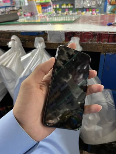 Iphone 11 pro 64gb LLA model jv