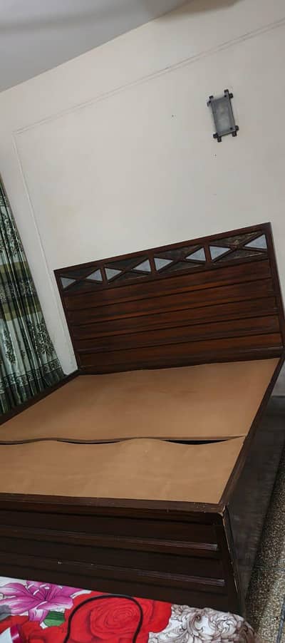 KING SIZE BED FOR SALE