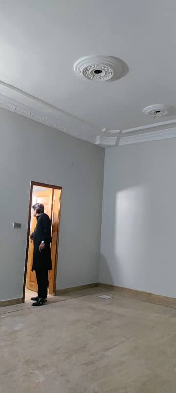 3 bed dd ground floor portion available for rent