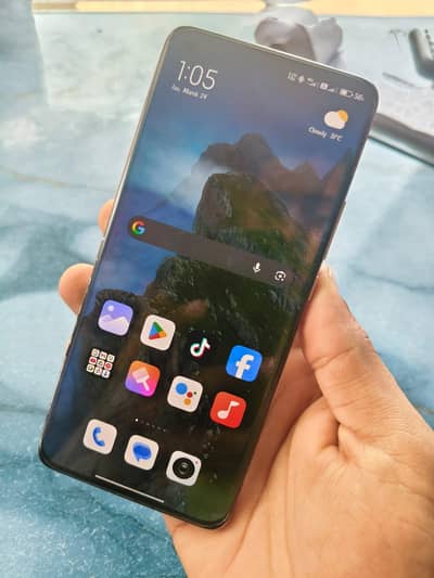 mi 11 ultra only serious people contact price is debatable