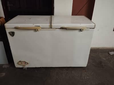 dawlance double freezer