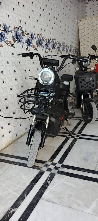 electric scooty UAE import