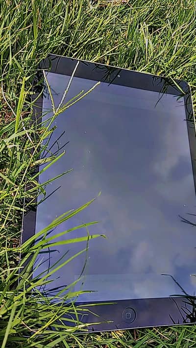 Apple iPad Air 1 - Large Screen