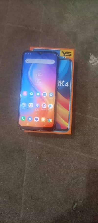 Tecno spark 4 3 32  call 0334 8977842