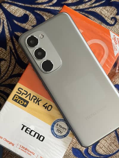 Tecno Spark 40 pro plus 256/16 gb ram just like new 6 months warranty