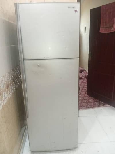 Hitachi Refrigerator Neat and clean condition