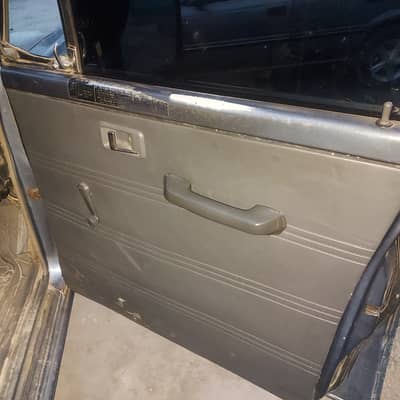 Mitsubishi Pajero 1987