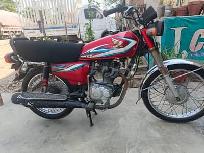Honda CG 125 - 2015 Model