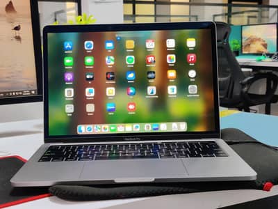 MacBook pro 16/256gb touchbar