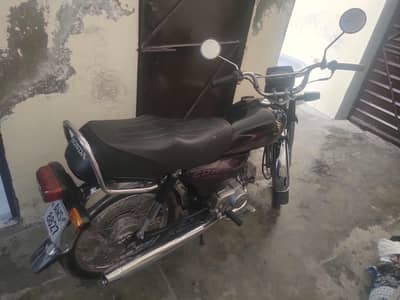 Honda Cd 70 bike Black Color