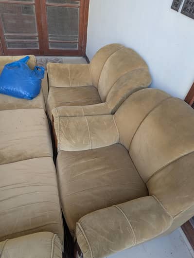 selling 5 seater sofas set