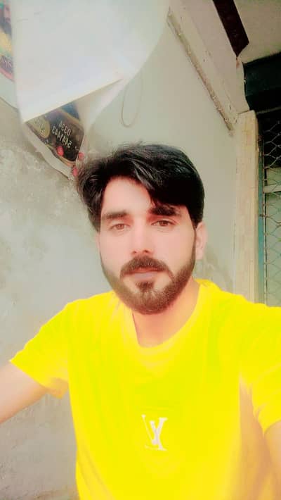 mujhe apne liye cook ghar ya office mein  job Ki zaroorat hay