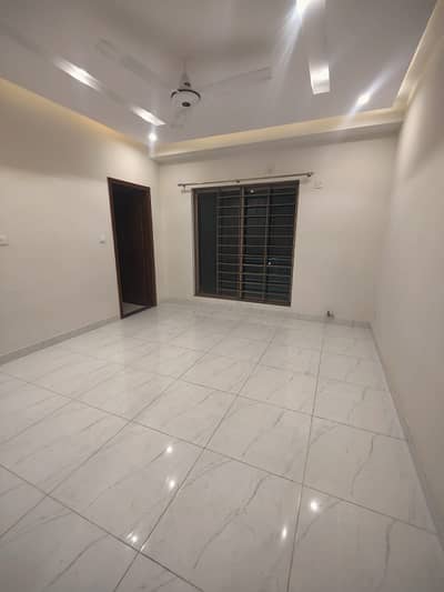 12 Marla 4 Bed Flat For Sale In Sector S