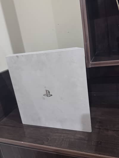 Ps4pro 1tb with jale break