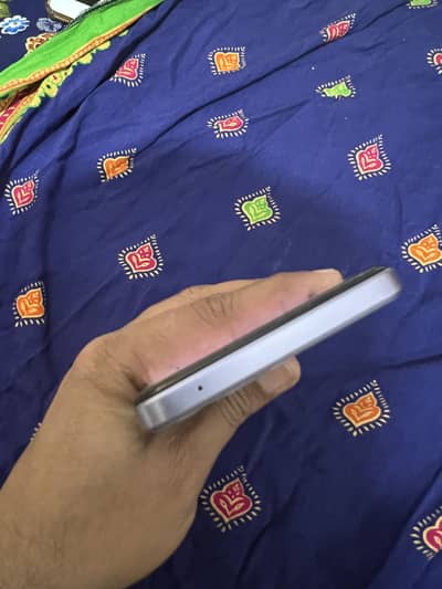 Decode Bold 3 Excellent Condition