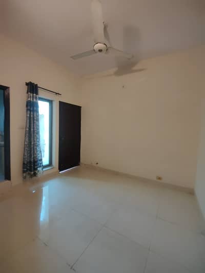 10 Marla 4 Bed House For Rent In Askari 10