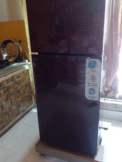 PEL 02350 Maroon Glass door 2.5 years old look new