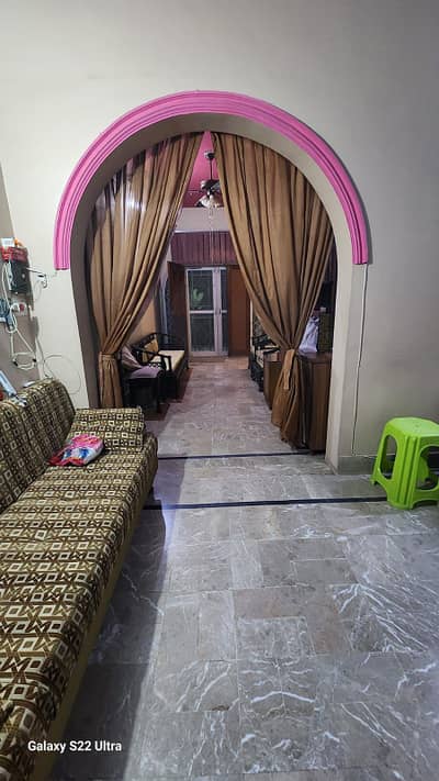 400 Square Yards House Is Available In Gulshan-e-Iqbal - Block 2