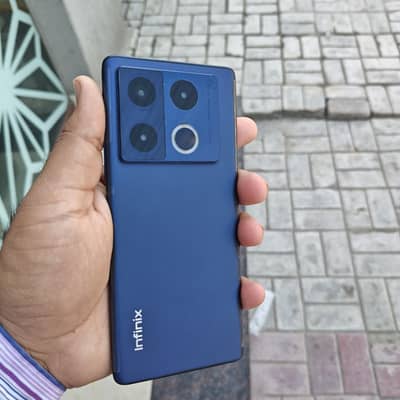 Infinix Note 40 pro 12/256gb