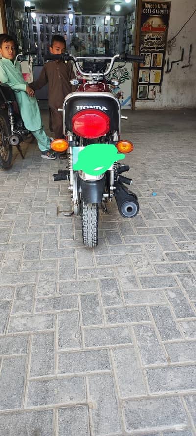 Honda 125 genuine condition