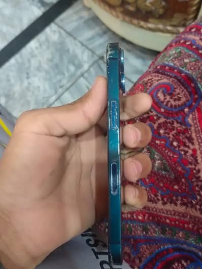 I phone 13 ios/26.2/128/jv