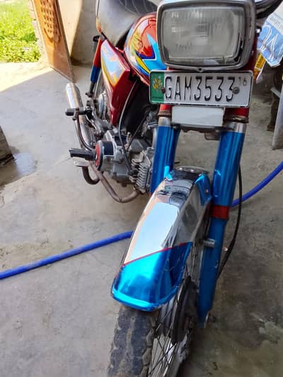 Cd 70 2016 model all. part oringinal. colour red all docoument clear