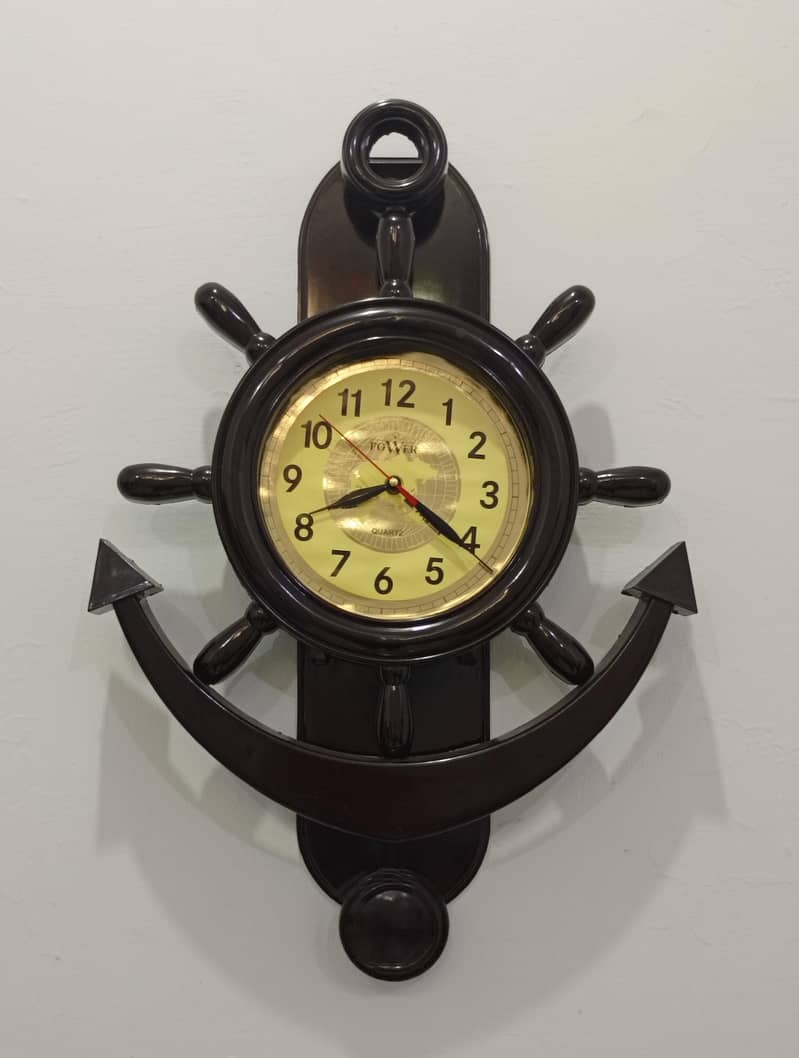Stylish Wall Clock 0