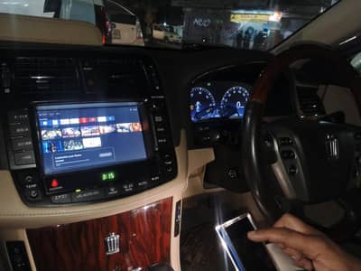 Toyota croon LCD android canwad
