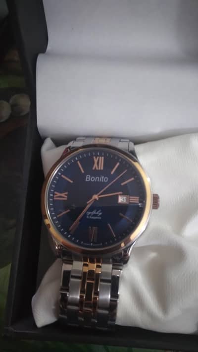 Bonito dress watch for sale