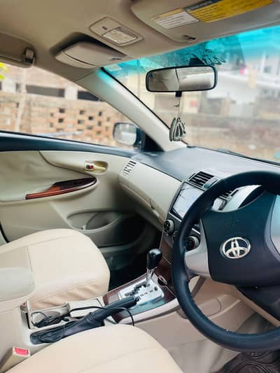 Toyota crolla altis 1.6 2014