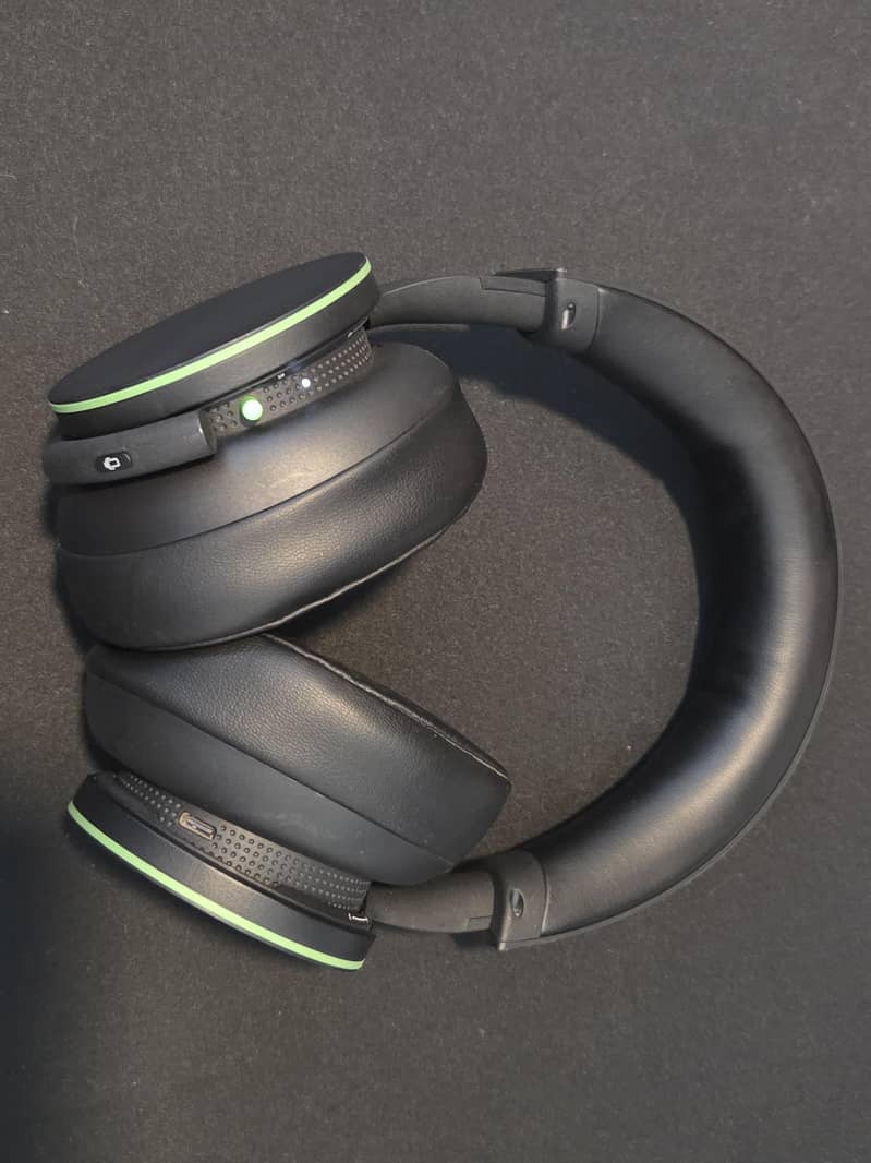 Xbox Wireless Headset 3