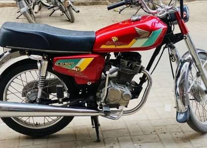 Honda 125 CG 1997 model Karachi number good condition 03,27,81,31,071