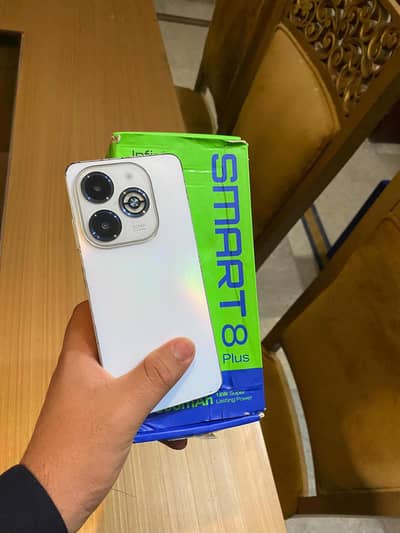 infinix smart 8 plus  8/64gb only front glass change panel jenuan