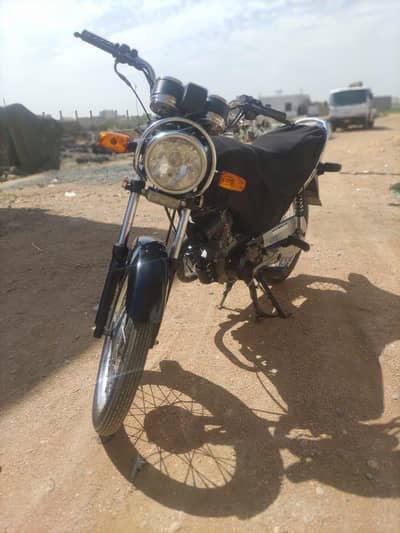 bike blkul ok h koi km nhi h zero meter h only serious hazrat rabta