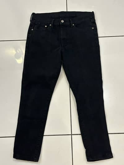 black denim jeans