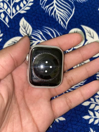 Apple watch series 8