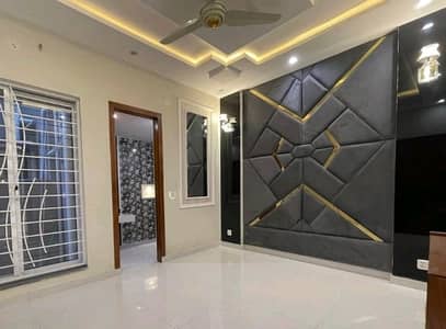 10 Marla House In Bahria Town - Jasmine Block Is Available