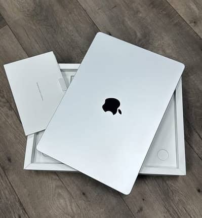 Apple MacBook Pro M2 Max 1TB SSD