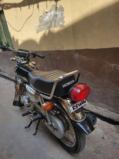 HONDA 125 SELF START