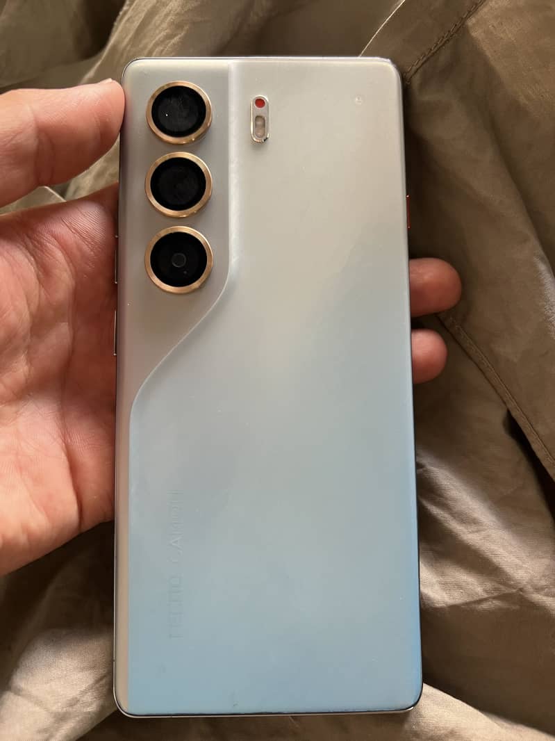 Tecno 3