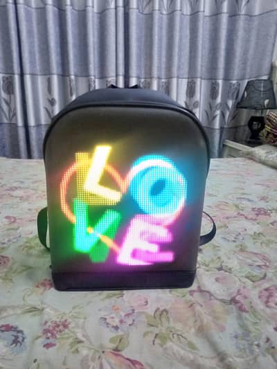 led full screen bags