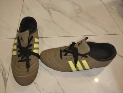 Adidas Shoes 45 number Used But In Great Condition Like Pre New