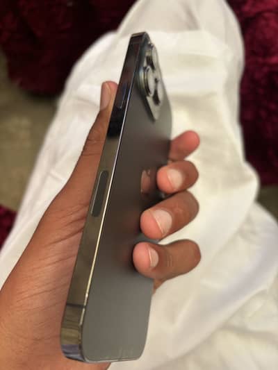 13 pro max 96bettry health 256all ok sim time available emergency sale