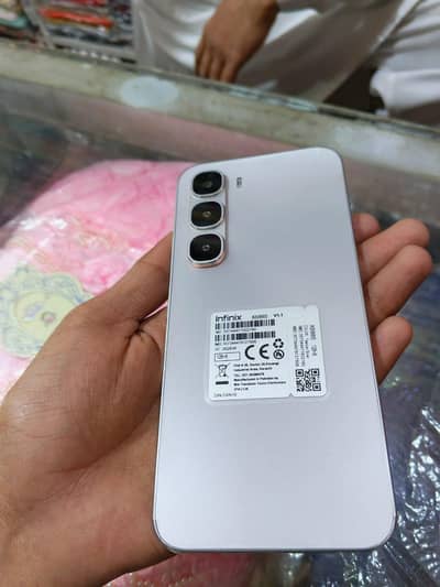 infinx hot 60 pro.    8/128.03146206959