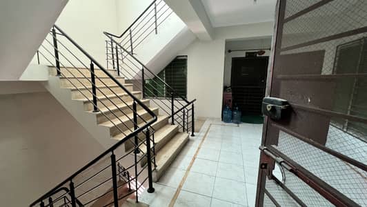 D17/2 MVHS Paradise Apartment Available For Sale