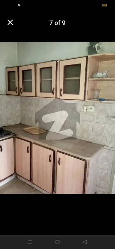 Portion 2 Beds Lounge 2nd Floor Rent Only 28 Thousand In VIP Block 15 Gulistan e Jauhar